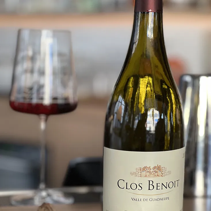 Clot Benoit bottle closeup